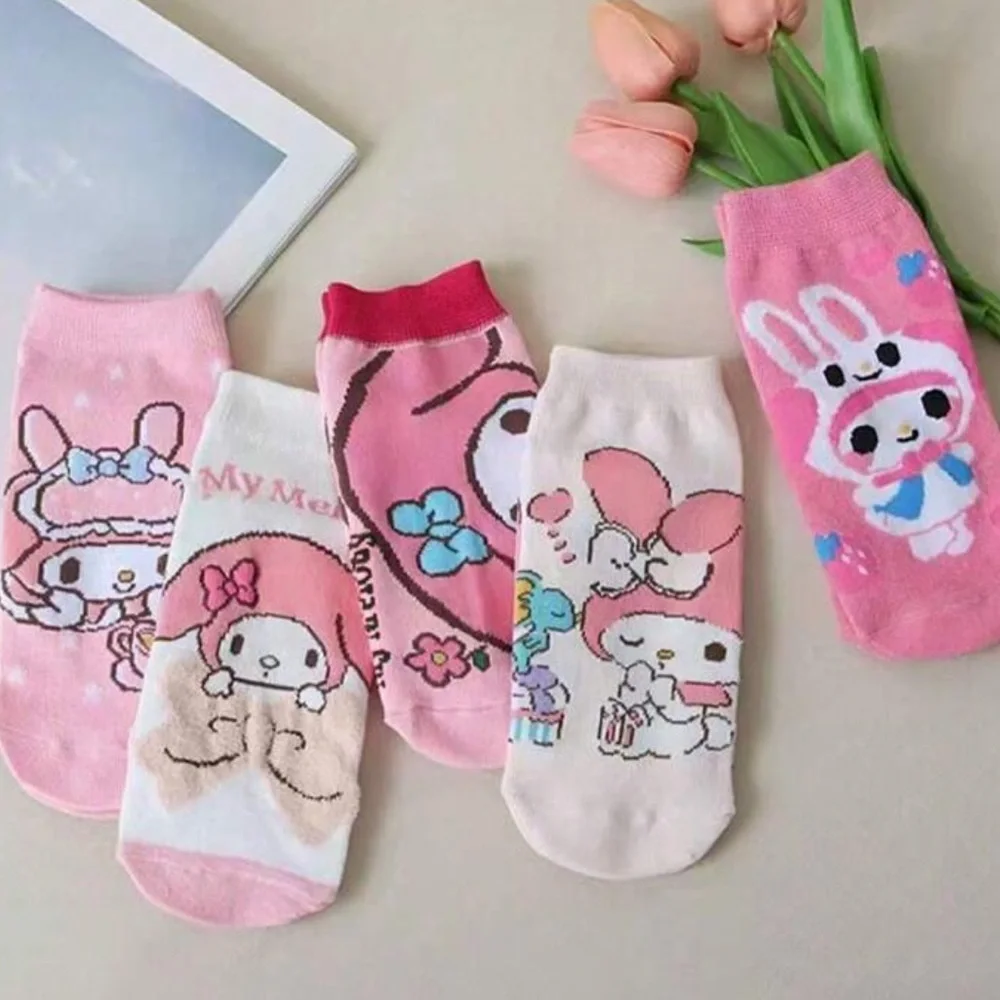 Hello Kitty Socks 5 Pairs Shoe size 39-42 (9-12) NEW